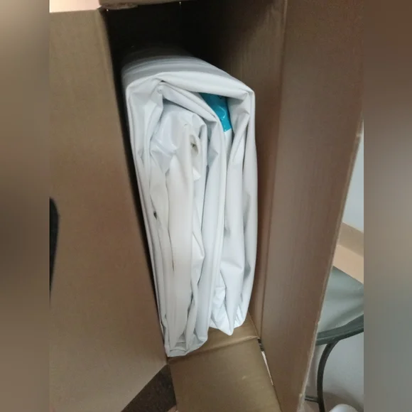 Family Pool - Picture 3 of 5